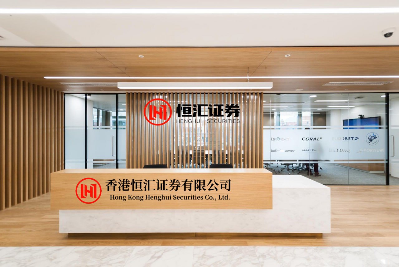 万宝配资APP下载 机器人、火箭、Robotaxi、光伏....马斯克在达沃斯“又画了很多饼”